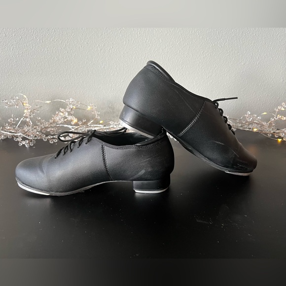 Theatricals Black Lace Up Tap Shoes Size 8.0 - Very Good Used Condition - Picture 3 of 5